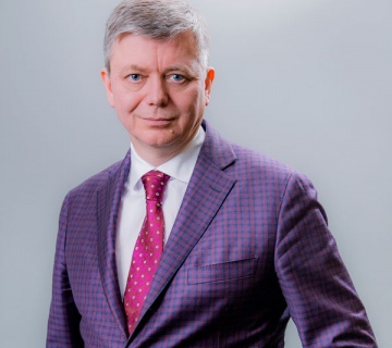 On behalf of the enterprises of the mechanical engineering holding Sinara - Transport Machines and on my own behalf, I welcome the organizers, the participants and the guests of the International Railway Fair in the area 1520 PRO//Motion.Expo! 