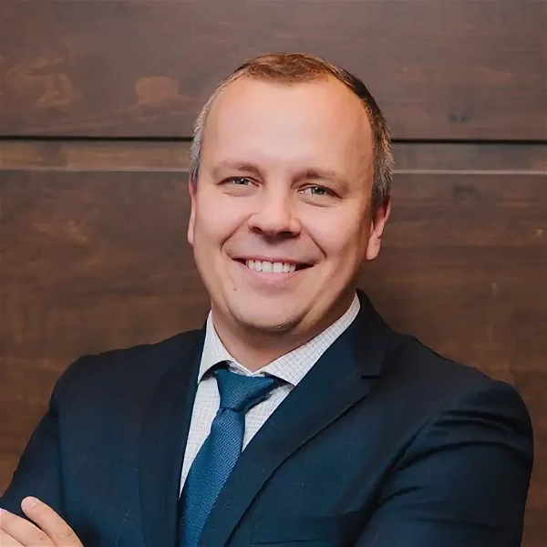 Павел Степанов