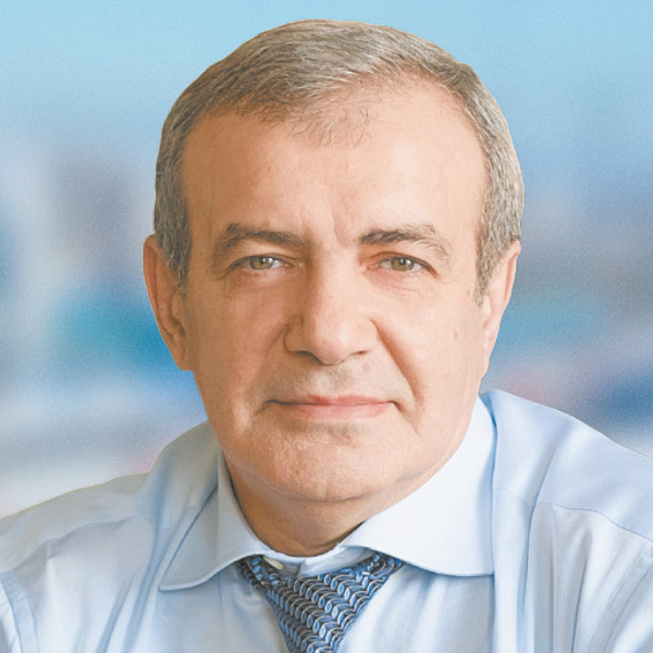 Юрий Саакян