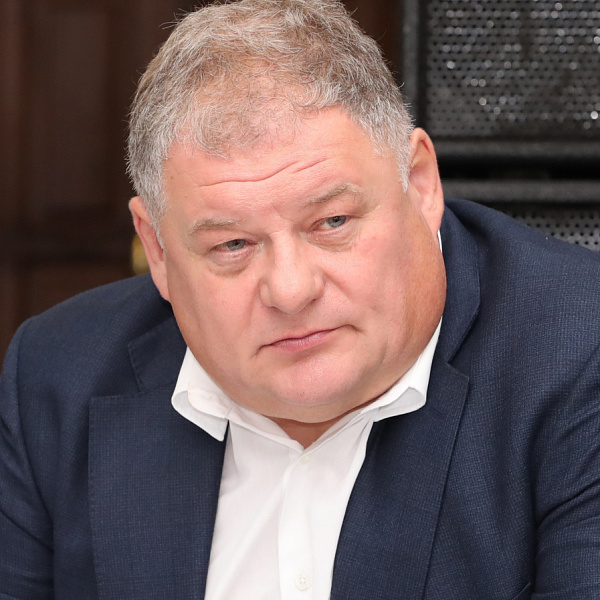 Олег Валинский